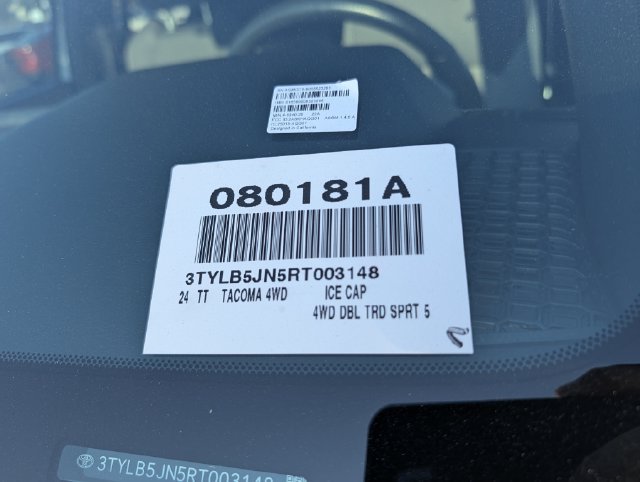 Used 2024 Toyota Tacoma TRD Sport AWD/4WD image 36