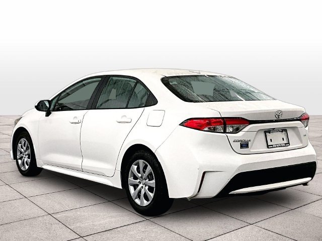 Used 2022 Toyota Corolla LE FWD image 10