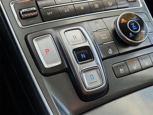 Used 2022 Hyundai Santa Fe Limited image 33