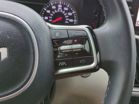 Certified 2023 Kia Sorento S FWD image 26