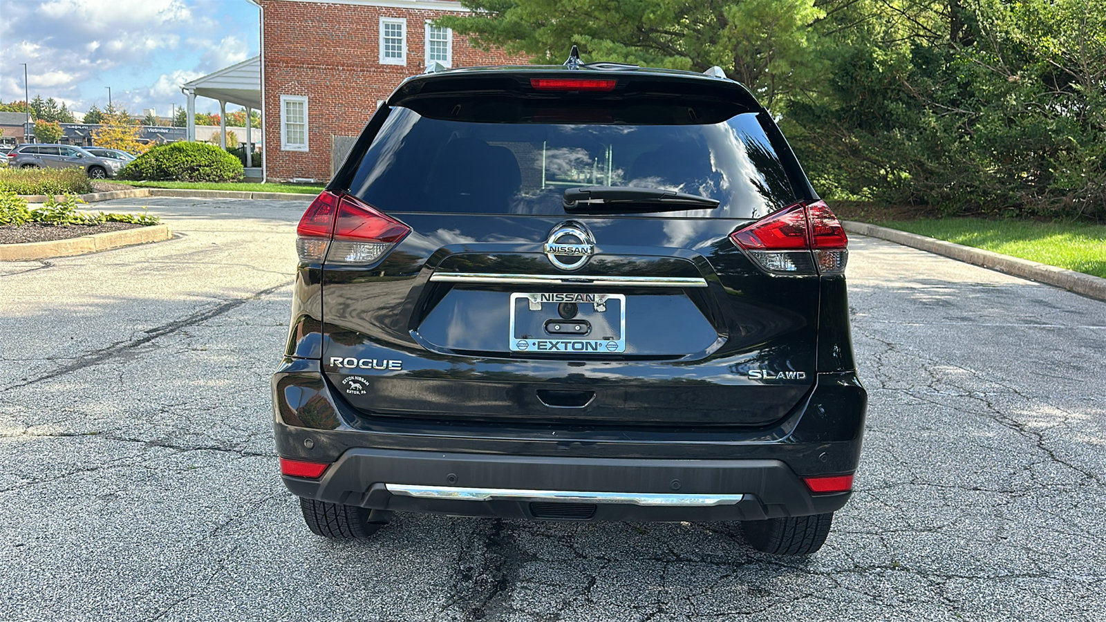 Used 2019 Nissan Rogue SL AWD/4WD image 6