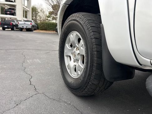 Used 2013 Toyota Tacoma 4x4 Double Cab w/ TRD Off-Road Pkg image 9