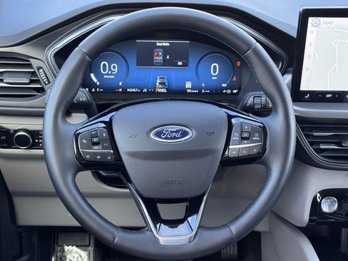 Used 2023 Ford Escape Active w/ Tech Pack #2 image 7
