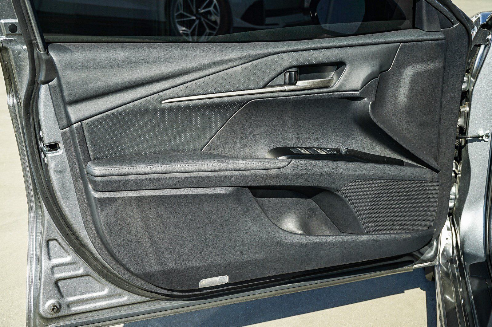 Used 2026 Toyota Camry XSE FWD image 22