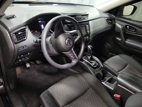 Used 2020 Nissan Rogue S AWD/4WD image 16