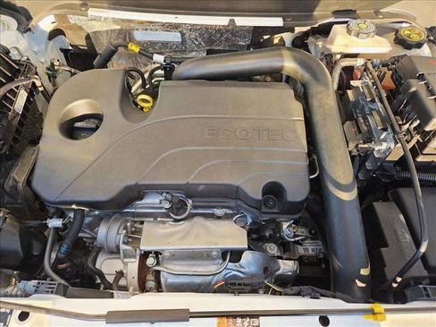 Used 2023 Chevrolet Equinox LT w/ LPO, Floor Liner Package image 21