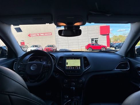 Used 2023 Jeep Cherokee Altitude Lux image 29