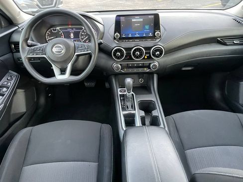Certified 2023 Nissan Sentra SV FWD image 10