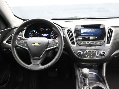 Used 2024 Chevrolet Malibu LT FWD image 10