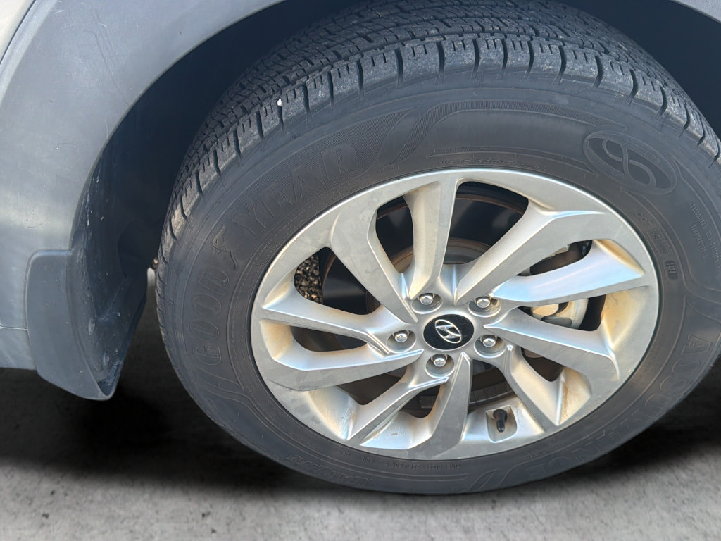 Used 2017 Hyundai Tucson SE w/ Cargo Package FWD image 24