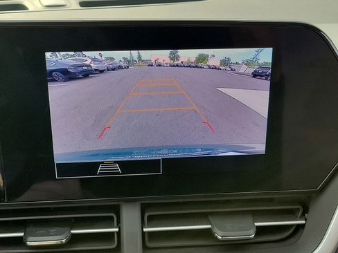 Used 2025 Chevrolet Trax LS FWD image 24