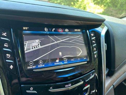 Used 2015 Cadillac Escalade ESV Premium AWD/4WD image 18