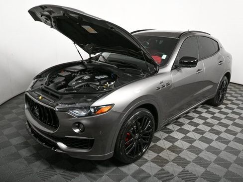 Certified 2022 Maserati Levante GT image 34