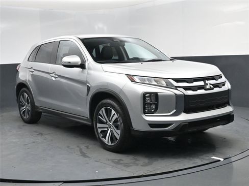 Used 2024 Mitsubishi Outlander Sport LE image 10