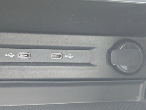 Used 2026 Volkswagen Taos S FWD image 27