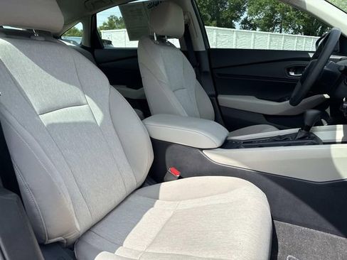 Used 2025 Honda Accord SE image 8