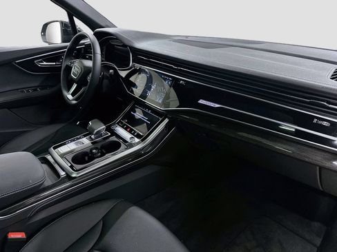 Used 2026 Audi Q7 3.0T Premium Plus w/ Premium Plus Package AWD/4WD image 31