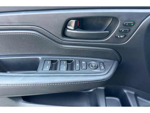 Used 2026 Honda Odyssey EX-L image 11