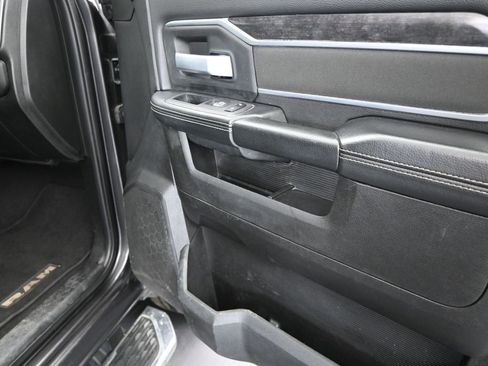 Used 2024 RAM 2500 Big Horn image 24