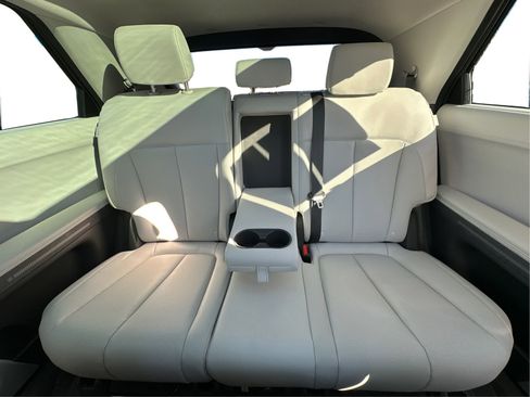 Certified 2024 Hyundai Ioniq 5 Limited AWD/4WD image 15