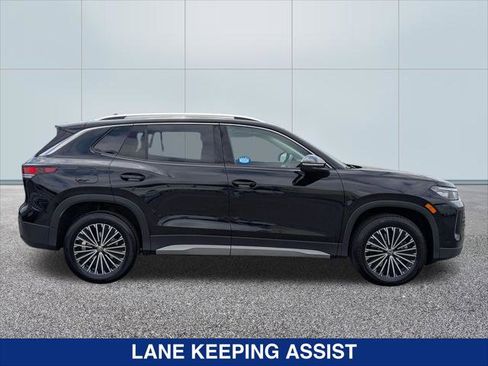 Certified 2025 Volkswagen Tiguan S w/ 18" Wheel Package AWD/4WD image 6