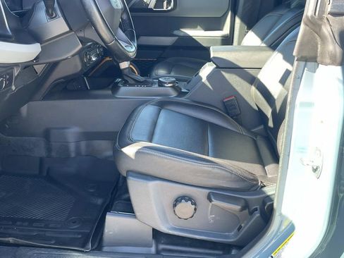 Used 2021 Ford Bronco Badlands image 17