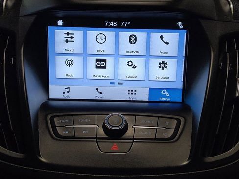 Used 2019 Ford Escape SE image 25