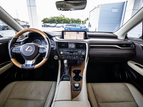 Used 2019 Lexus RX 350 AWD w/ Navigation Package image 29