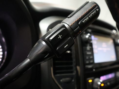 Used 2018 Nissan Titan Platinum Reserve w/ Platinum Utility Package image 41