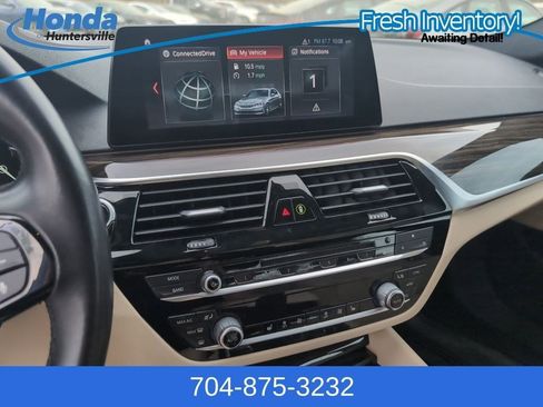 Used 2019 BMW 530i w/ Convenience Package image 27
