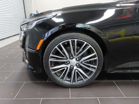 Used 2022 Cadillac CT5 V w/ Platinum Package AWD/4WD image 15