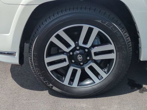 Used 2024 Toyota 4Runner Limited RWD image 28