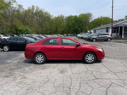 Used 2010 Toyota Corolla FWD image 4