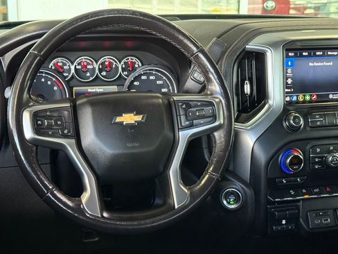 Used 2022 Chevrolet Silverado 1500 LT image 33