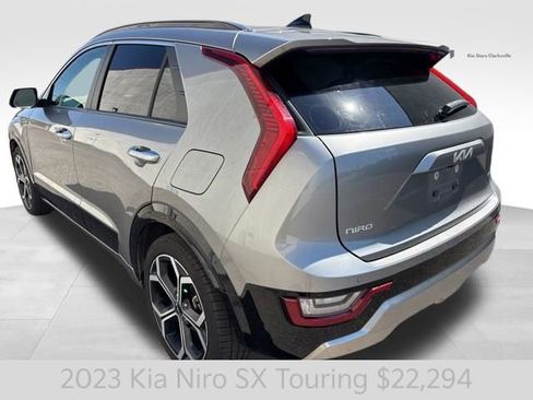 Certified 2023 Kia Niro SX Touring FWD image 6