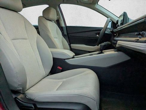 Used 2024 Honda Accord EX image 23