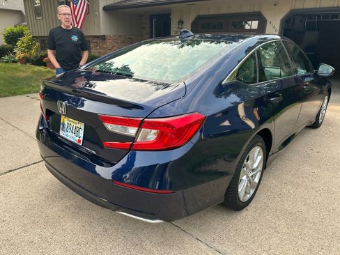 Used 2019 Honda Accord LX image 5
