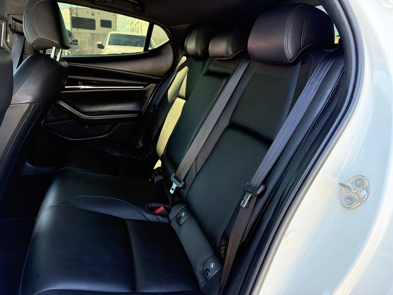 Used 2022 MAZDA MAZDA3 s FWD image 18