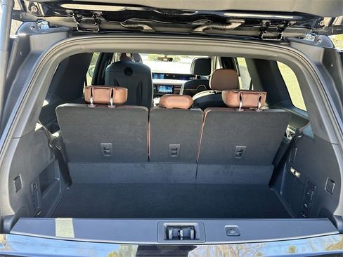 New 2025 Lincoln Navigator Reserve image 25