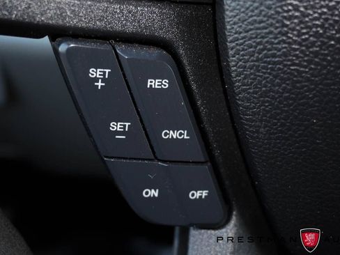 Used 2017 Ford F250 XLT w/ XLT Premium Package AWD/4WD image 36