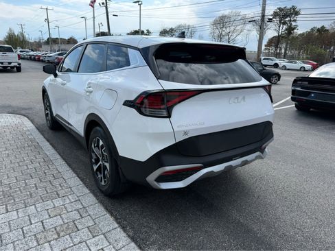 Used 2023 Kia Sportage EX FWD image 6