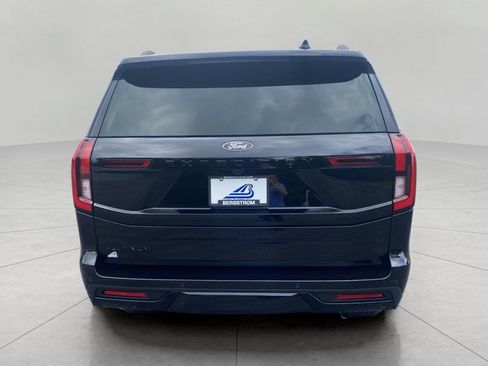 Used 2026 Ford Expedition Platinum w/ Stealth Performance Package AWD/4WD image 12