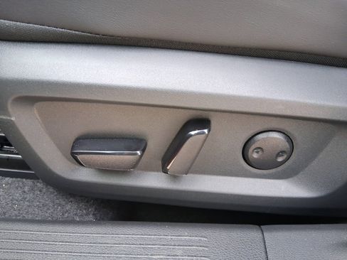 New 2026 Nissan Rogue SV image 22