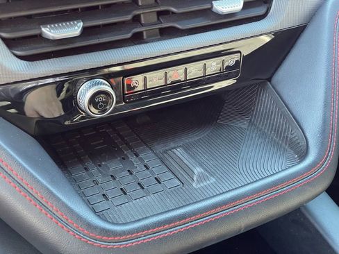 Used 2025 Ford Explorer ST-Line w/ Premium Package image 22