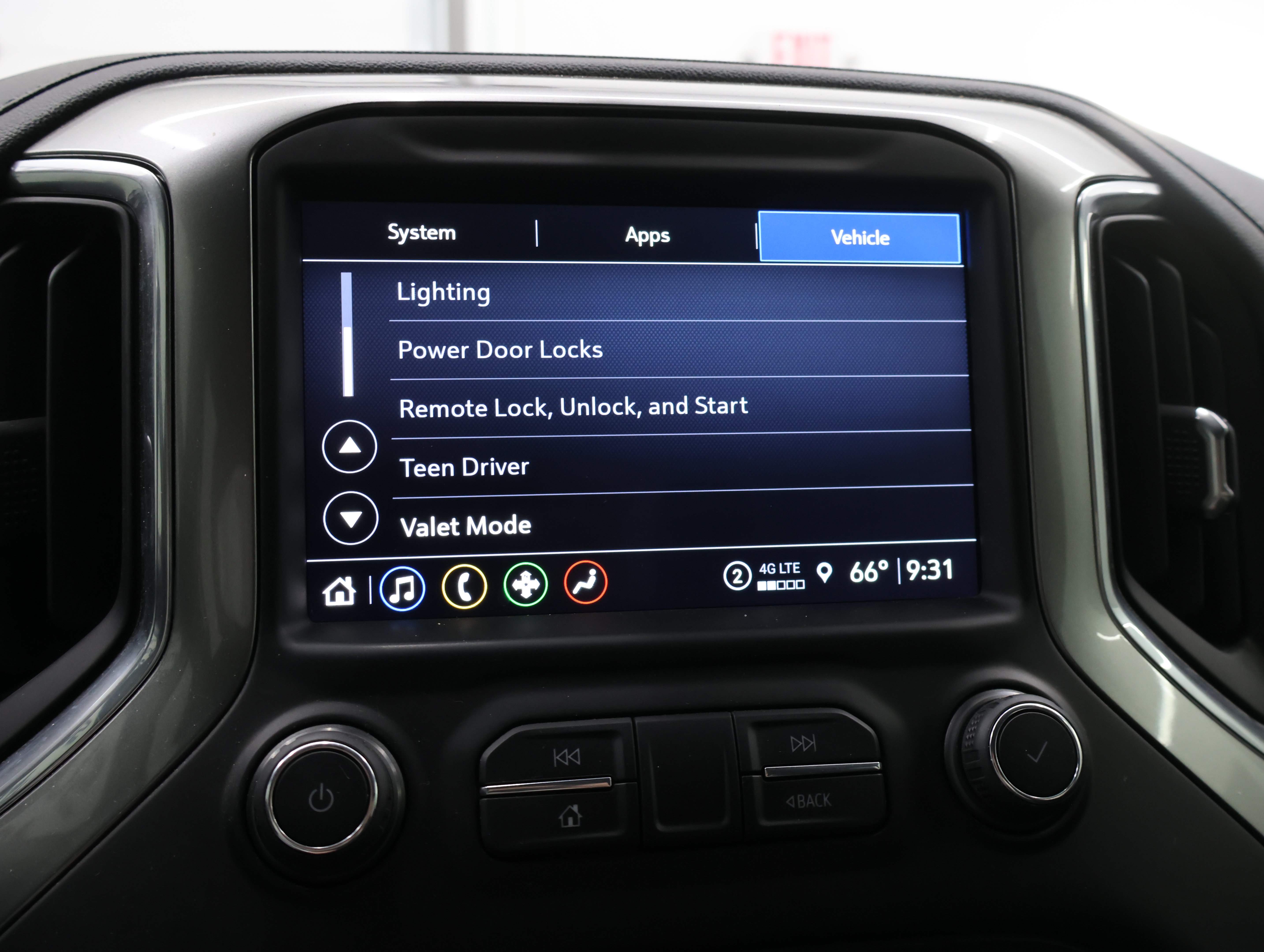 Used 2021 Chevrolet Silverado 2500 LT w/ Midnight Edition AWD/4WD image 61