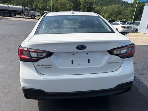 Used 2023 Subaru Legacy Premium AWD/4WD image 9