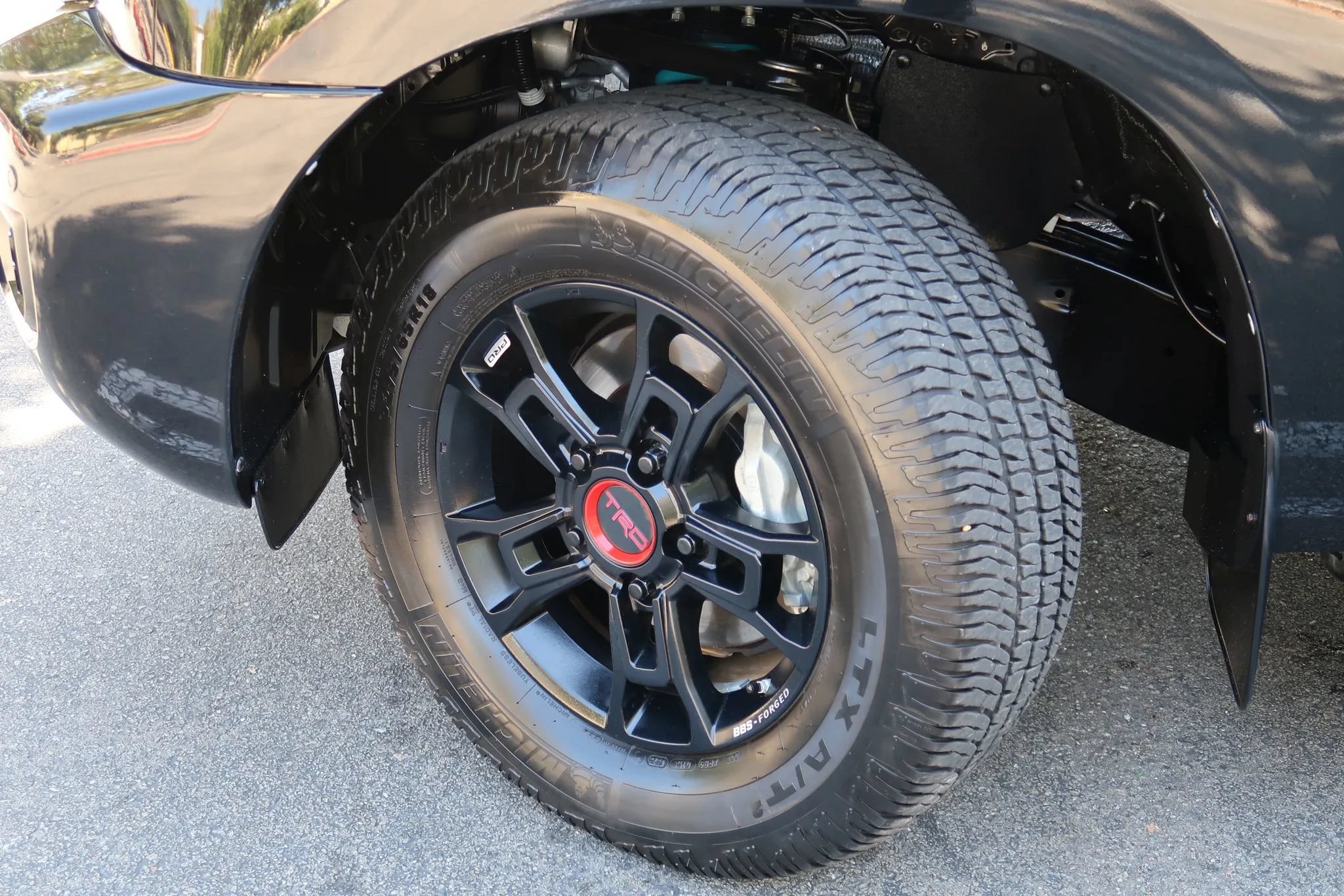 Used 2020 Toyota Sequoia TRD Pro AWD/4WD image 5
