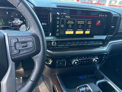 Used 2024 GMC Sierra 1500 Elevation w/ Preferred Package AWD/4WD image 19