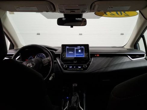 Used 2021 Toyota Corolla LE FWD image 21