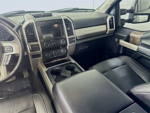 Used 2019 Ford F350 Lariat w/ Lariat Ultimate Package image 18